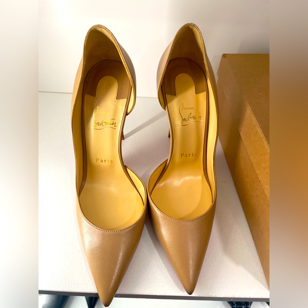 Brand New Christian Louboutin Beige Heels